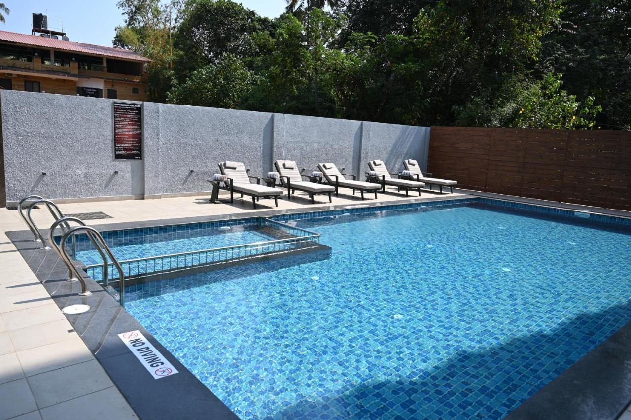 Resort The Lohias, Goa Candolim Extérieur photo