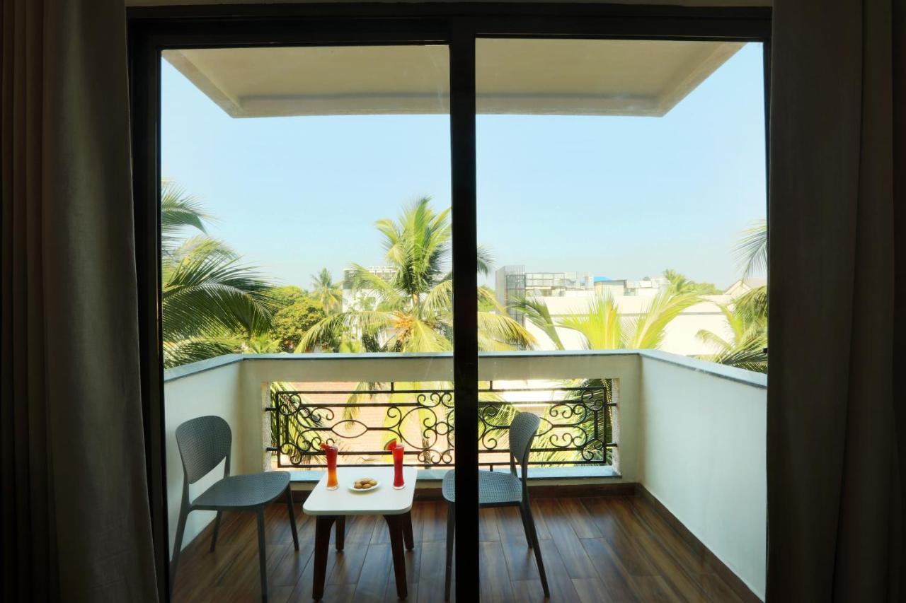 Resort The Lohias, Goa Candolim Extérieur photo