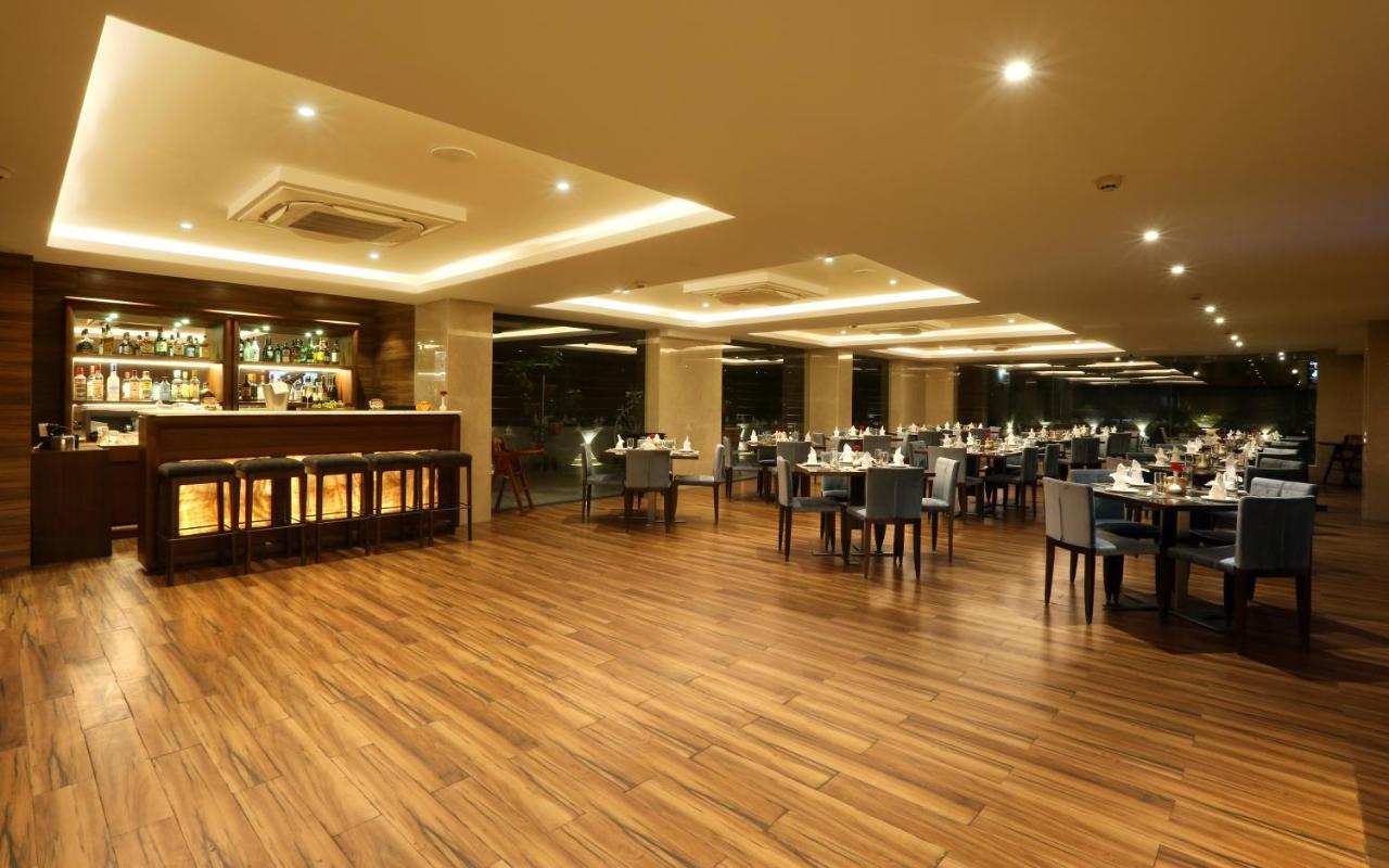 Resort The Lohias, Goa Candolim Extérieur photo
